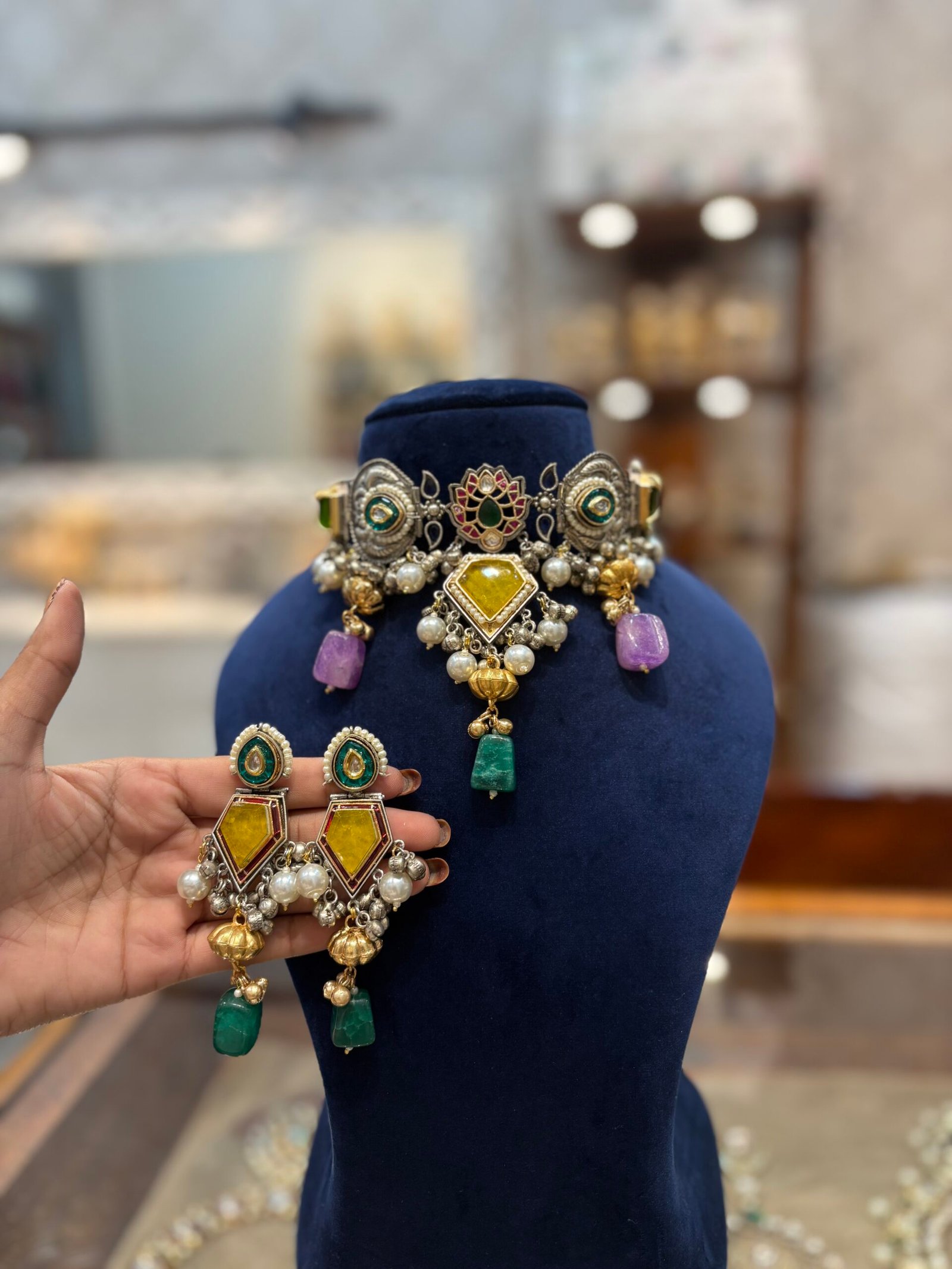 Antara Fusion Choker Set