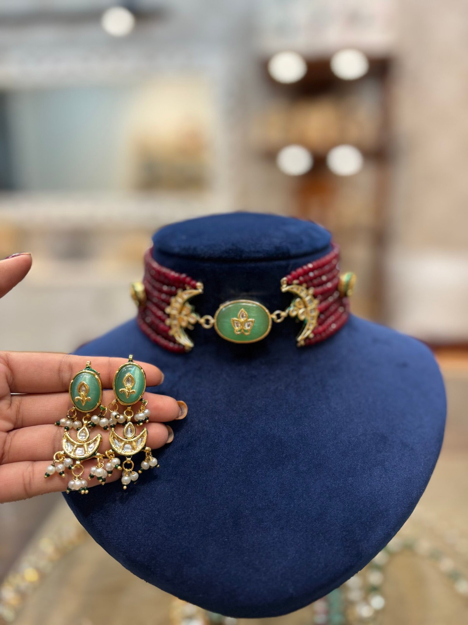 Amala Kundan Choker Set