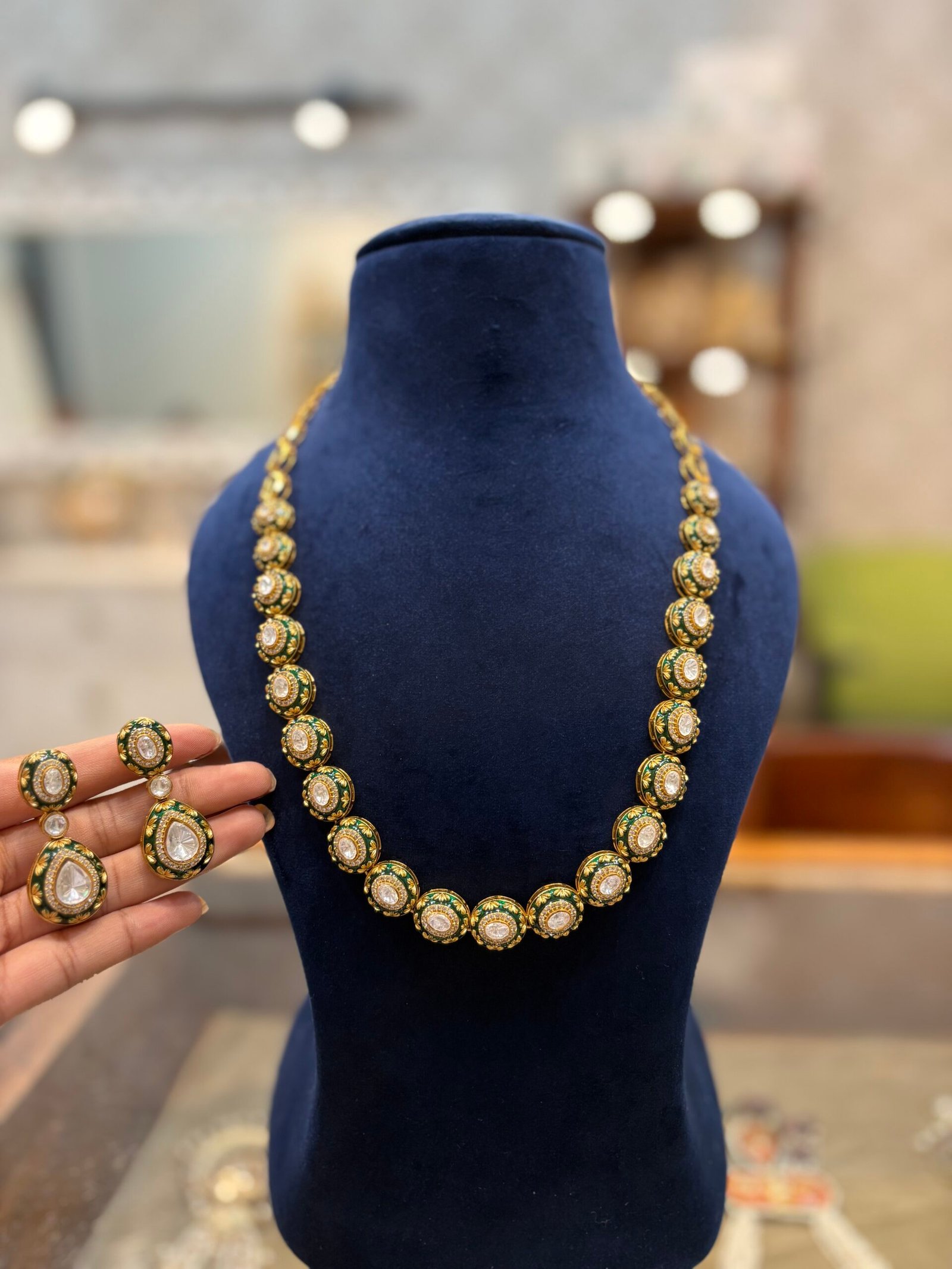 Divija Polki Single Line Necklace Set